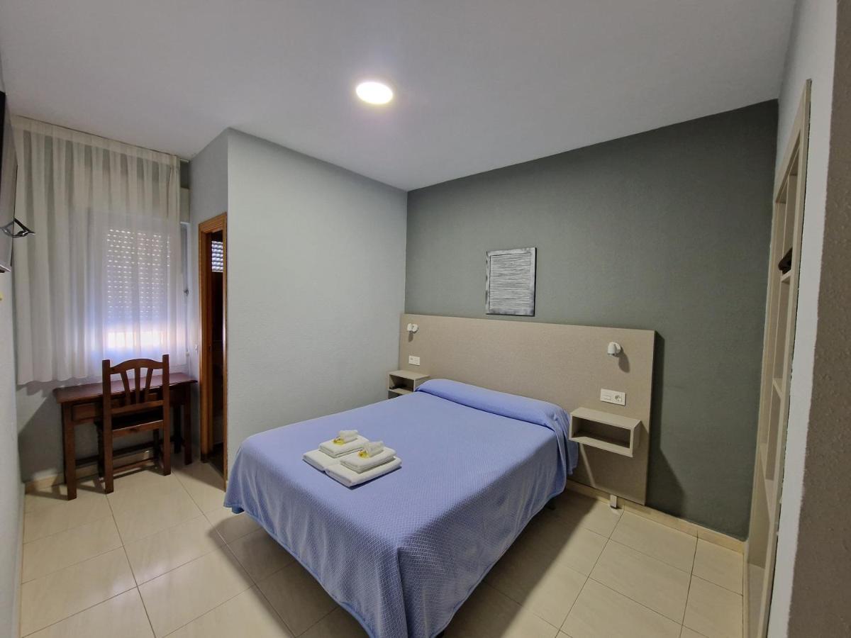 Hostal Soto La Virgen del Camino Extérieur photo