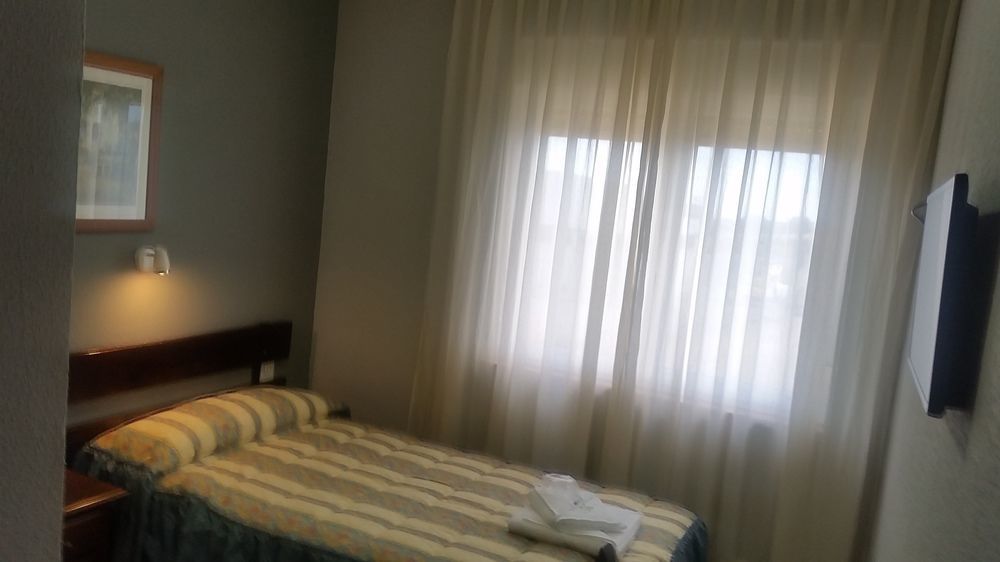 Hostal Soto La Virgen del Camino Extérieur photo