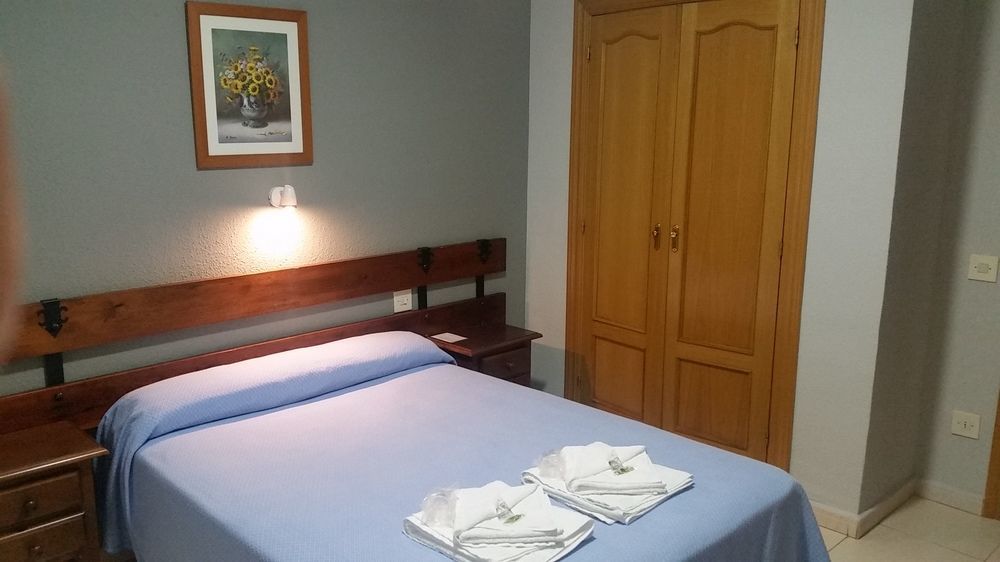 Hostal Soto La Virgen del Camino Extérieur photo